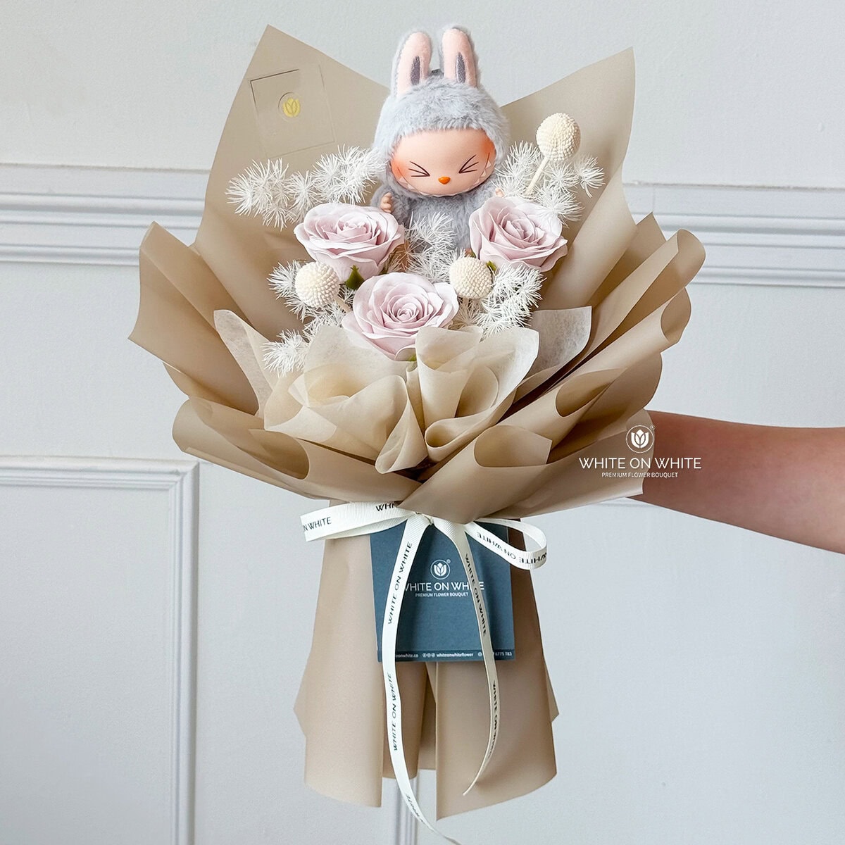 labubu flower bouquet, labubu macaron in pink, labubu macaron in grey, labubu macaron, labubu the monster, labubu doll, labubu gift, labubu version 2, labubu v2, labubu ver.2, labubu dada, labubu hehe