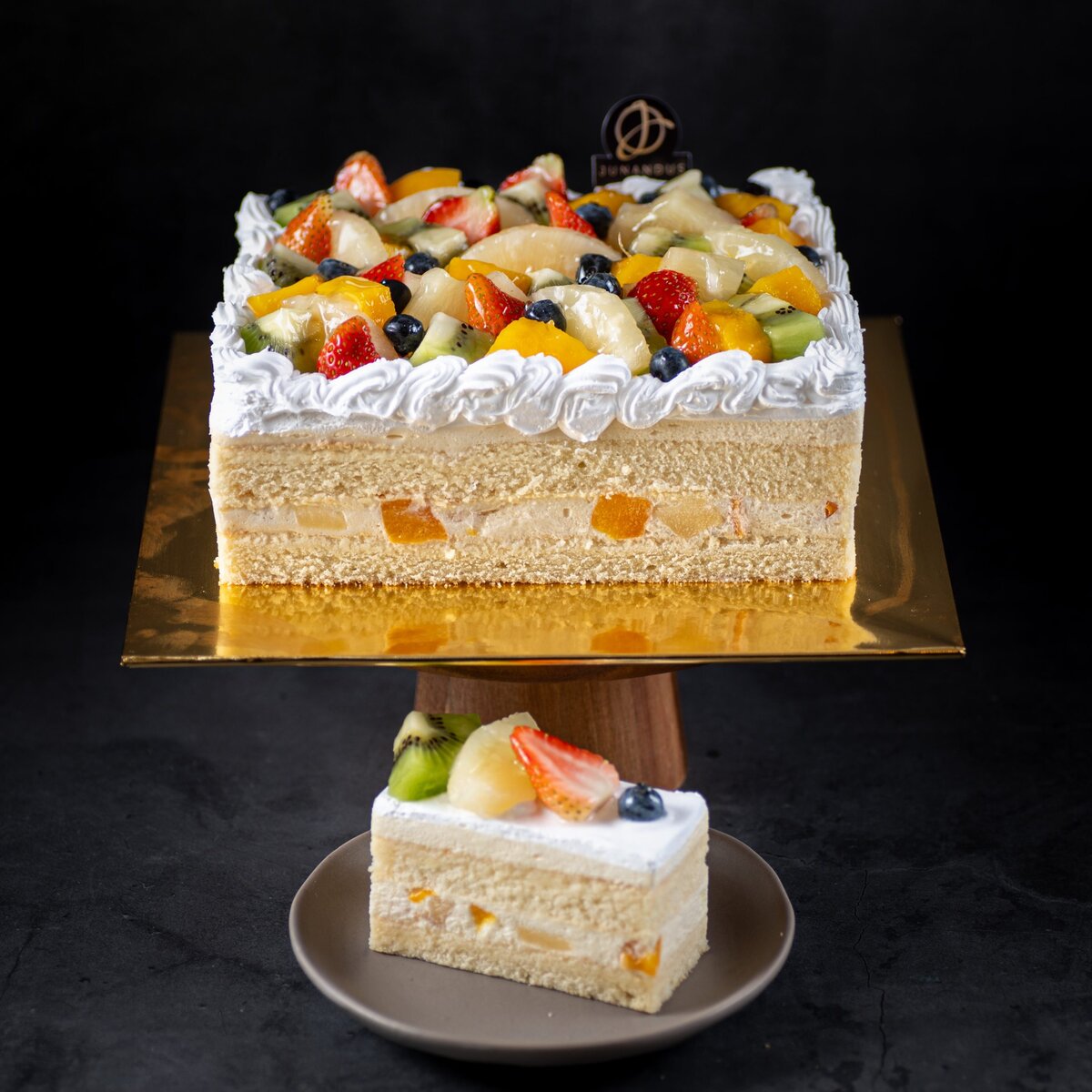 Fruit Chantilly Cake