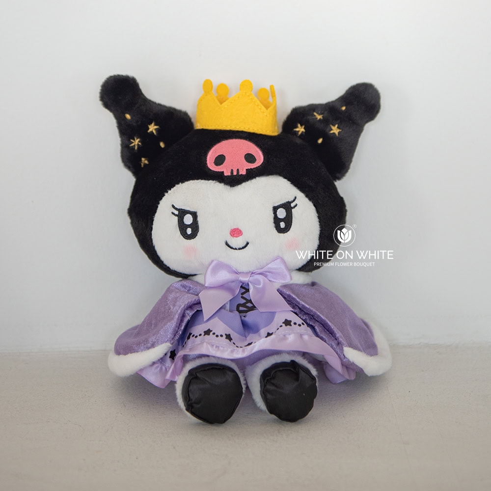 Kuromi wears a Crown & Cloak 23cm (Plush Toy)