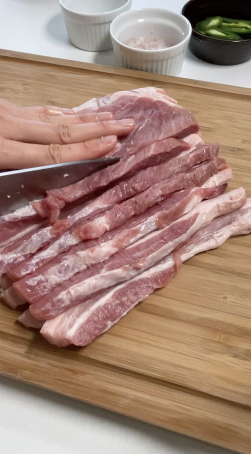 Slicing pork belly