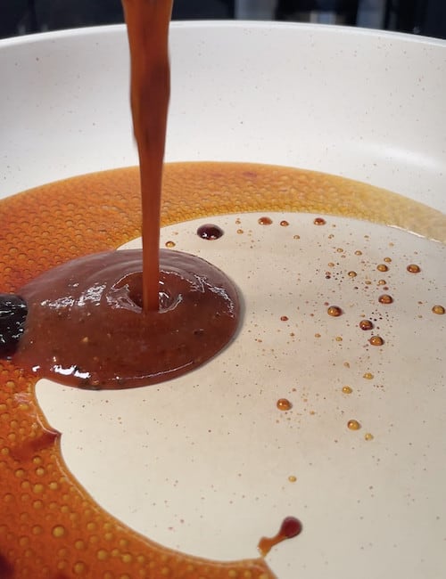 add the sauce to the pan