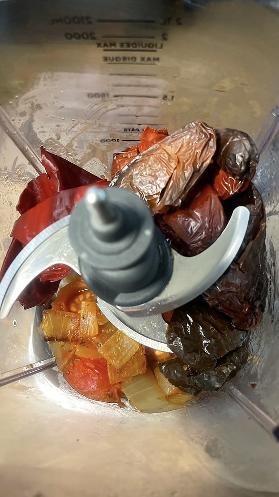 Blen the chilies and onion