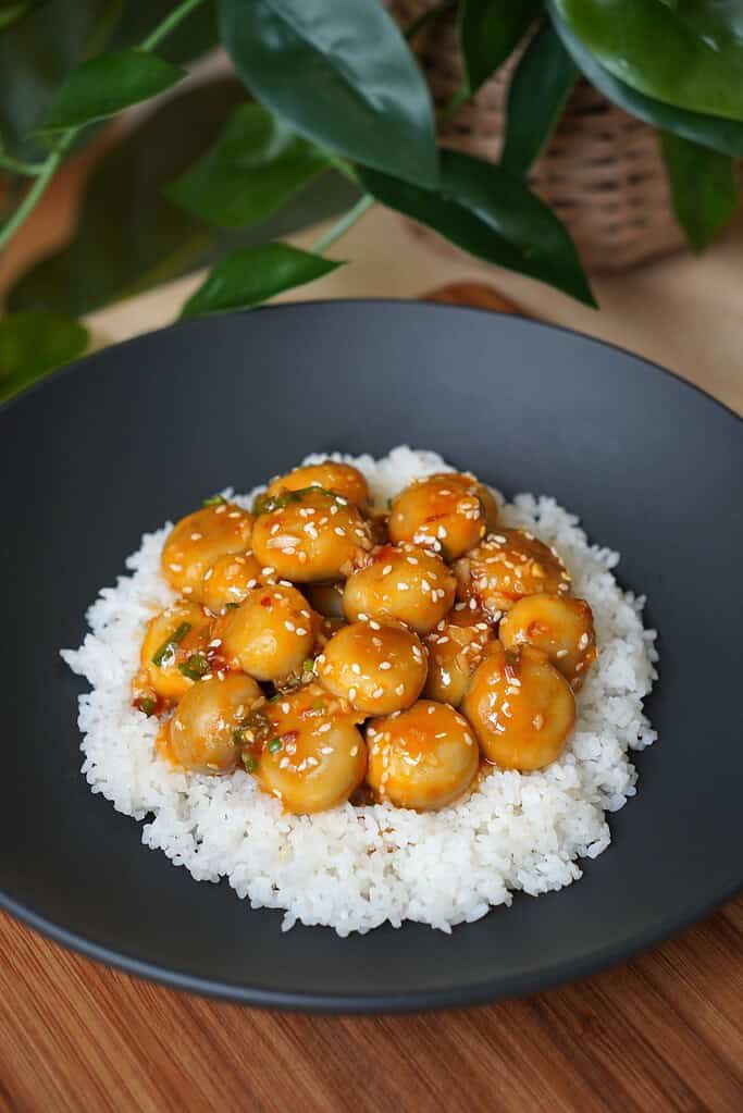 Sweet and sour mushrooms