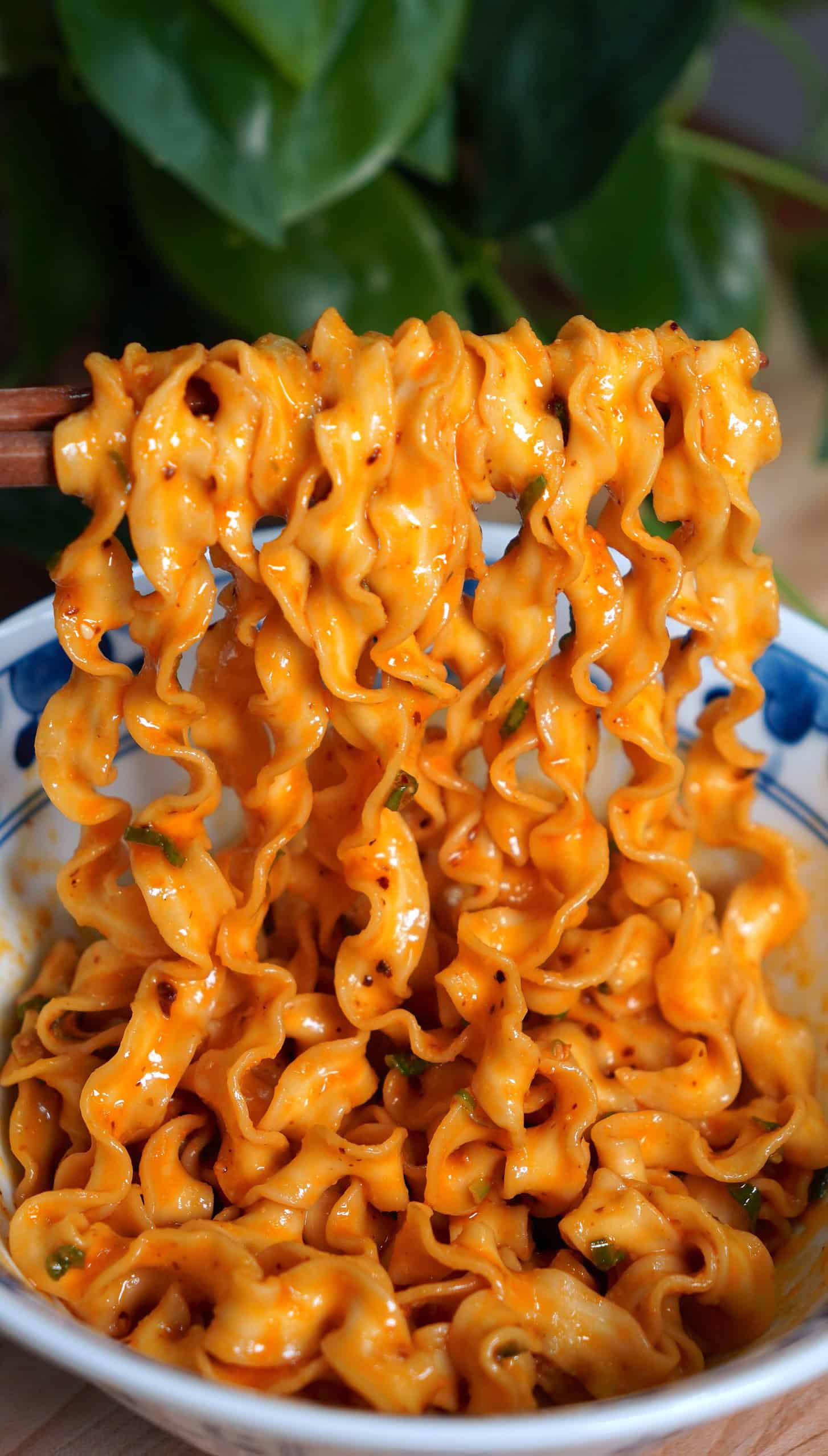 Peanut Chili Noodles