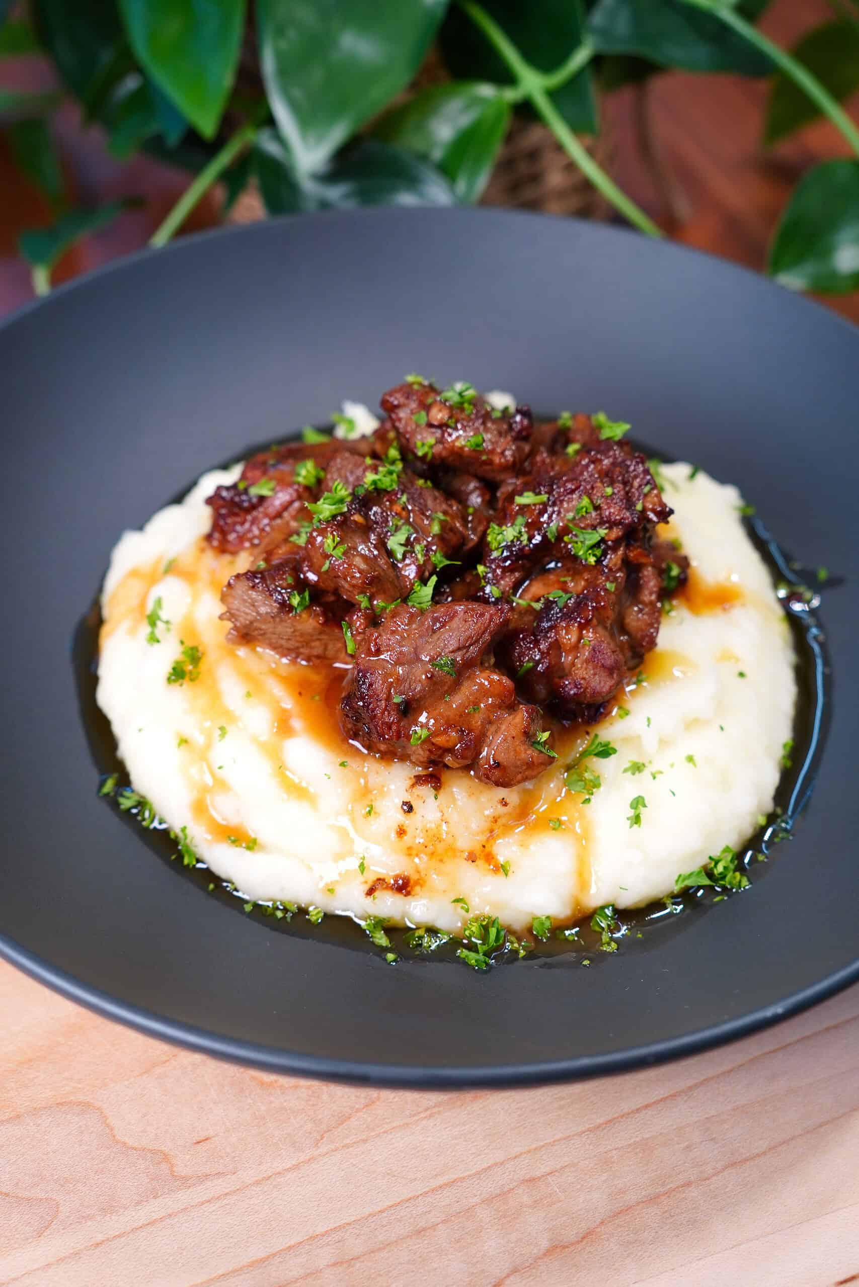 Steak Bites with Mashed Potatoes