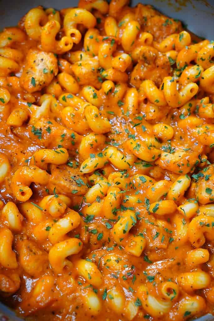 Tomato and Chicken Pasta