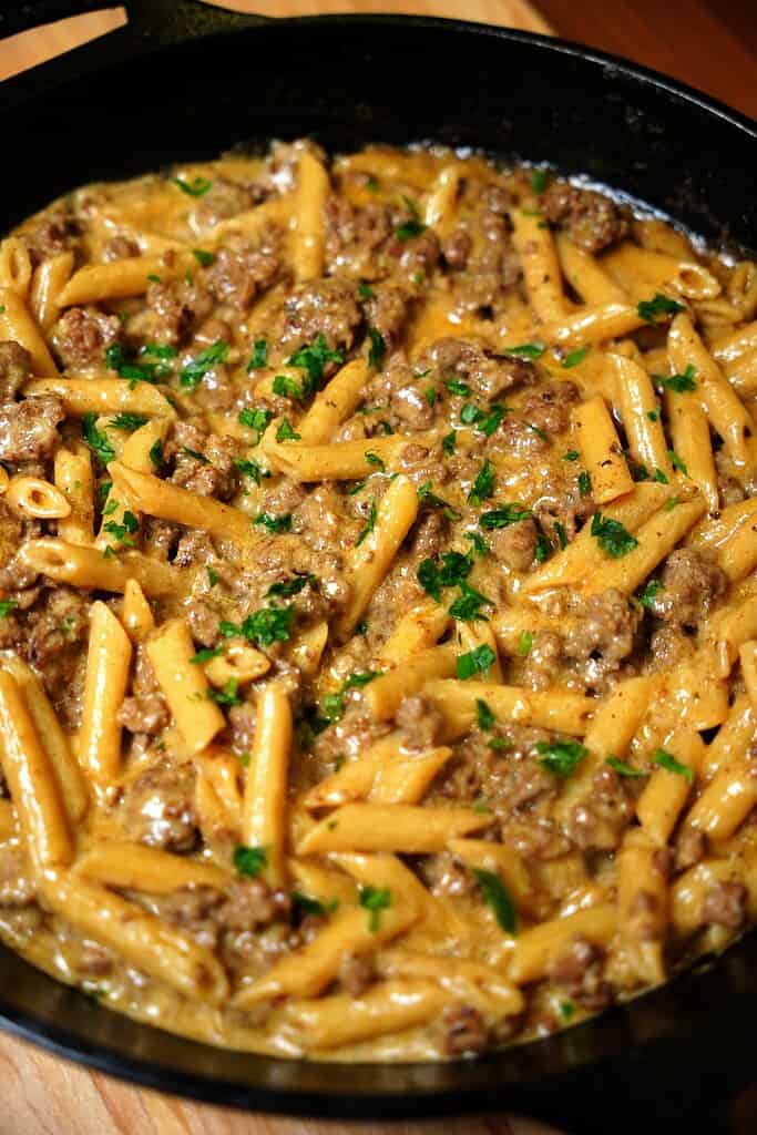 One Pan Creamy Beef Pasta