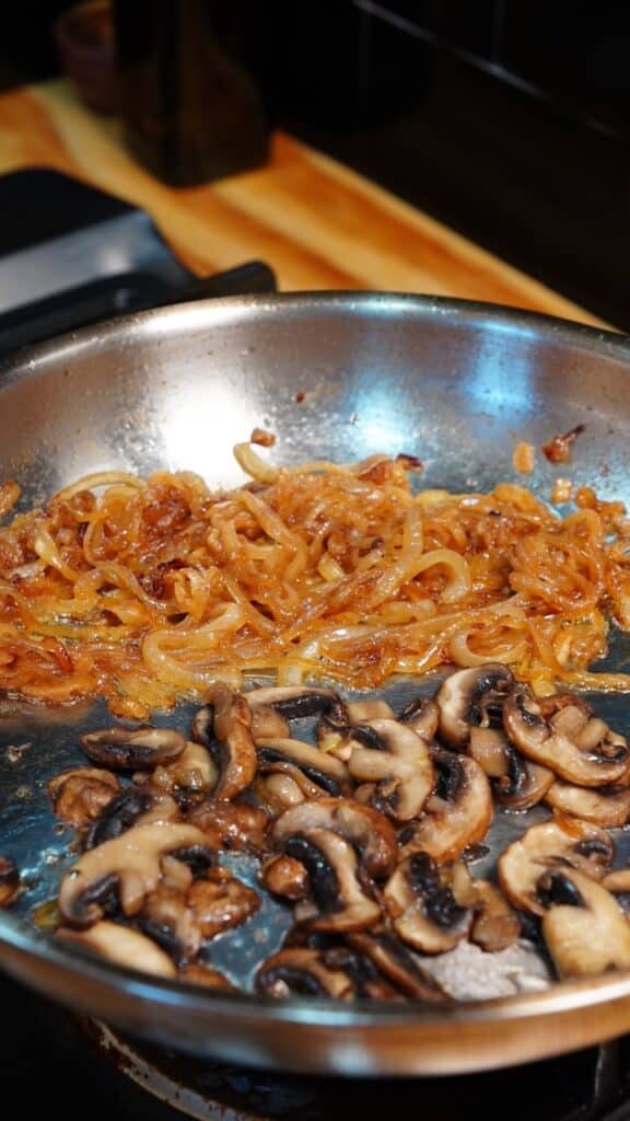 Caramelized Onion Mushroom Chicken