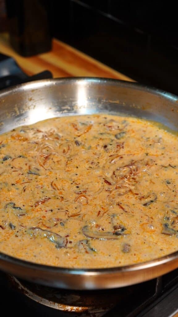 Caramelized Onion Mushroom Chicken