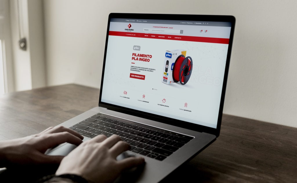 Bobina de filamento plástico para impresión 3D de alta calidad en la tienda online de 3D Casa Bureu Plásticos.