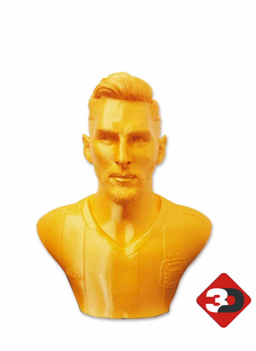 Busto en 3D de un futbolista con look moderno, realizado en plástico de alta calidad, ideal para decoración y souvenirs deportivos.