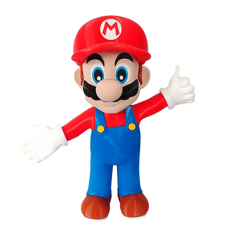 Superhéroe de plástico de Mario Bros con gorra roja, ropa azul y cinturón amarillo, diseño divertido y colorido. Ideal para decoración y coleccionismo, fabricado por 3D Casa Bureu Plásticos, calidad en juguetes plásticos.