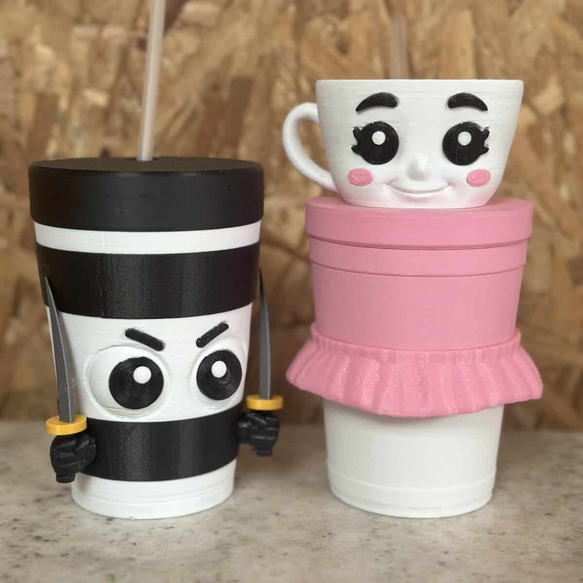 Tazas decorativas de 3D Casa Bureu Plásticos con diseños divertidos y originales, perfectas para regalos y decoración de hogar.