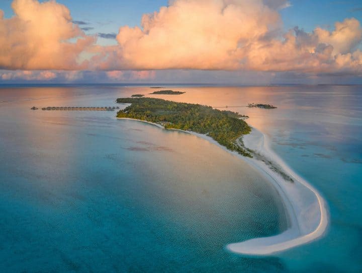 Villa Park Sun Island