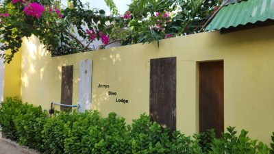 Jerrys Dive Lodge