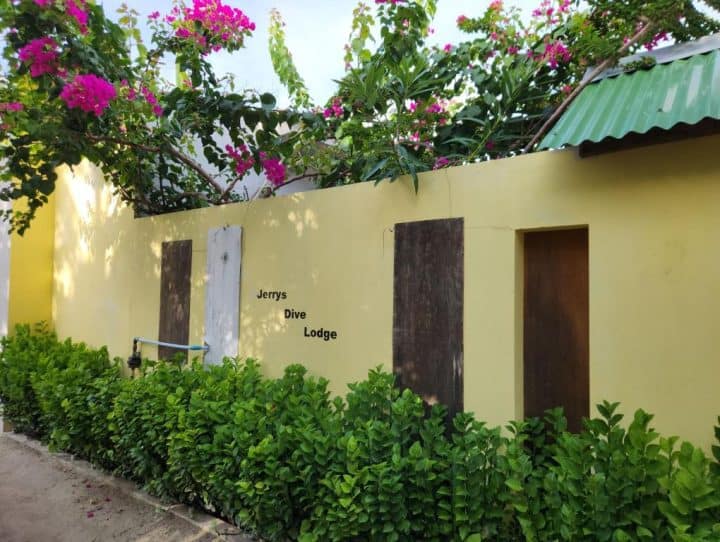 Jerrys Dive Lodge