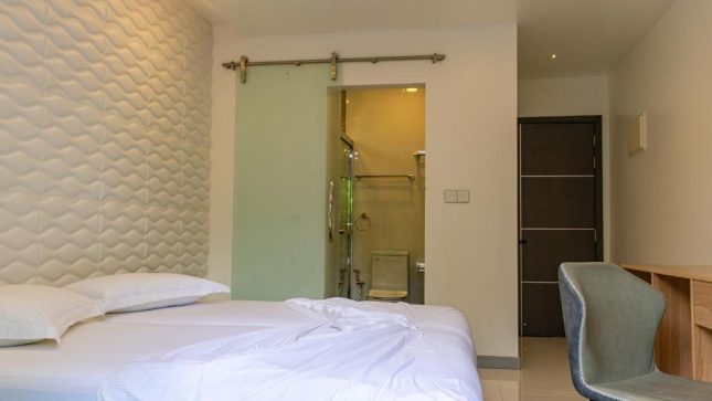 Deluxe Seaview