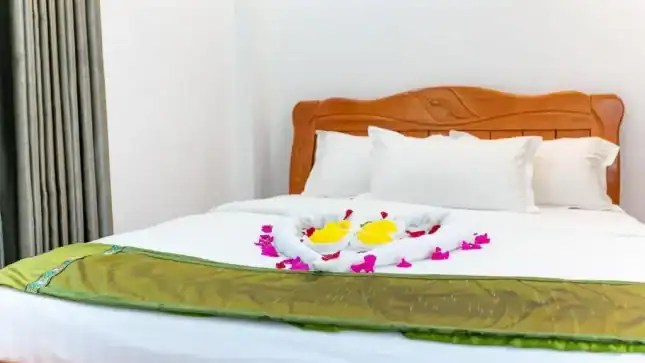One/Two/Three Bedroom Apartment - White Beach Holiday