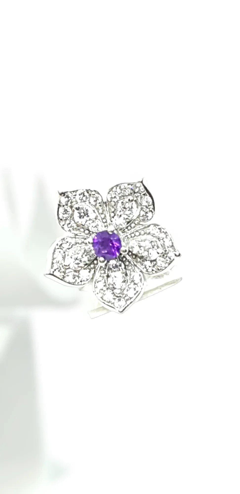 LILY Classic White Gold Pair Earrings with Amethyst Stud - Εικόνα 3