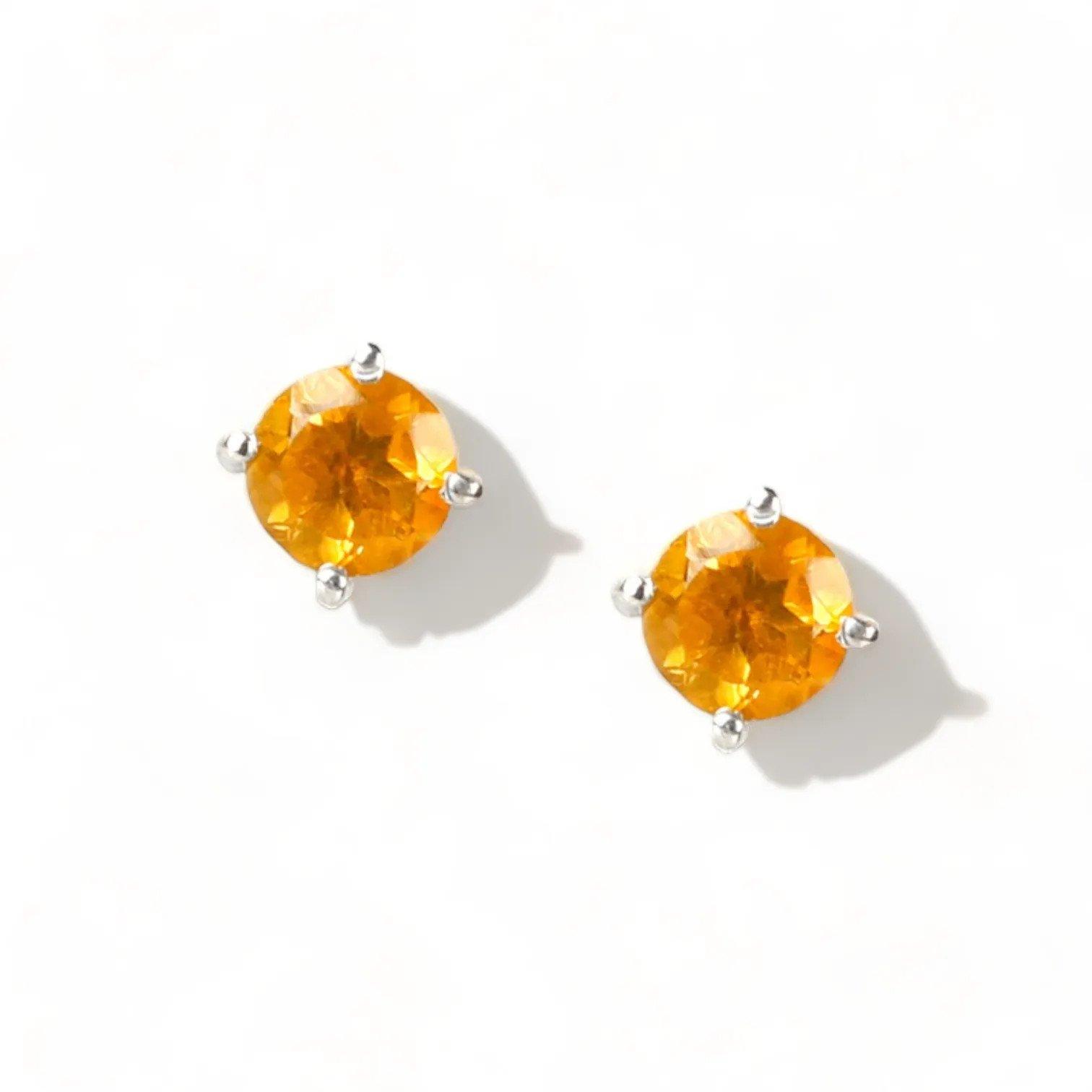 LILY Classic White Gold Pair Earrings with Citrine Stud - Εικόνα 2
