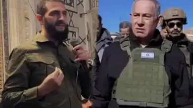 Trump signe un décret mettant fin aux sanctions contre la Syrie