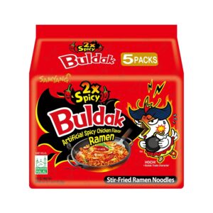 Asiatischer Lebensmittelladen, scharfe Ramennudeln, 5er Pack, spicy.