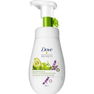 Asiatischer Lebensmittelladen - DOVE Gesichtsreinigungsmousse mit Trauben & Lavendel.