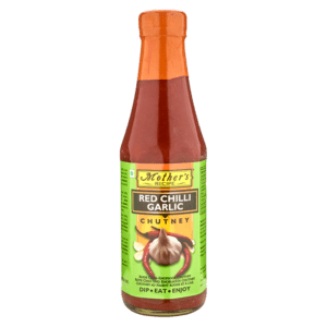 Asiatische Lebensmittel Online-Shop, rote Chilli-Garlic-Sauce in Flasche.
