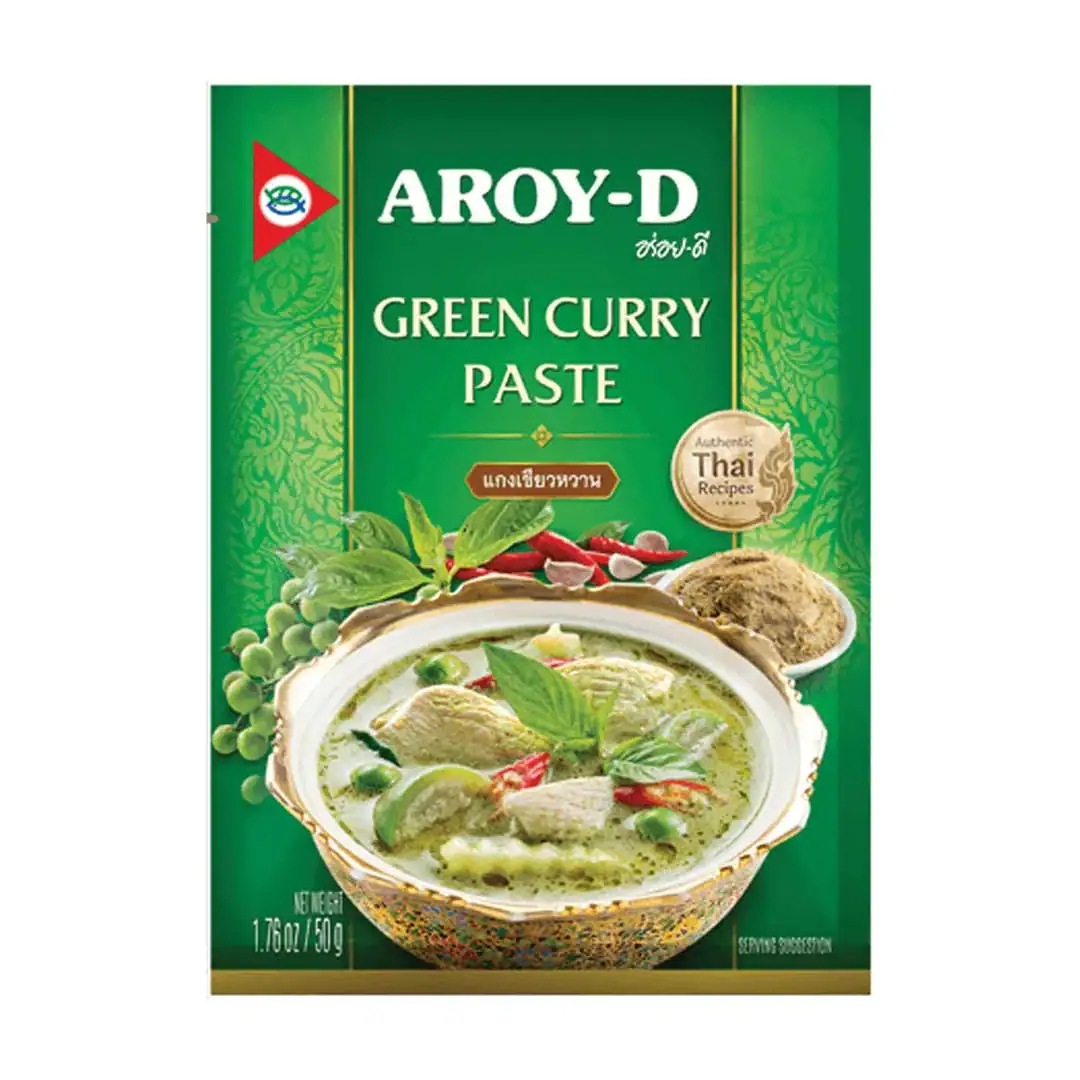Asiatischer Lebensmittelladen - Green Curry Paste, authentisch thailändisches Curry Gewürz.
