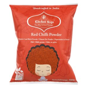 Asiatischer Lebensmittel Online-Shop, rotes Chilipulver in Packung, handgefertigt in Indien.