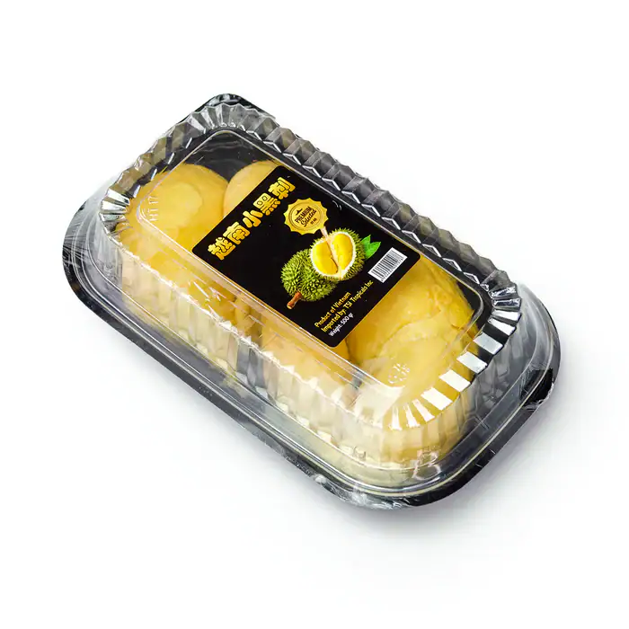 Asiatischer Lebensmittelladen - Frischer Durian im Plastikbehälter.