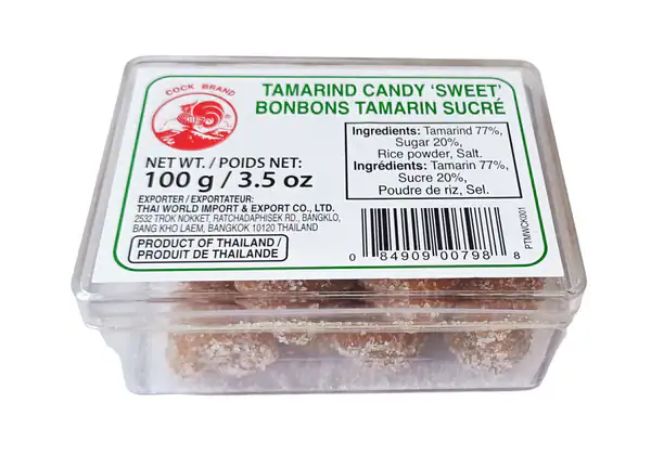 Asiatische Lebensmittel Online-Shop, Tamarind Bonbons in transparentem Behälter.