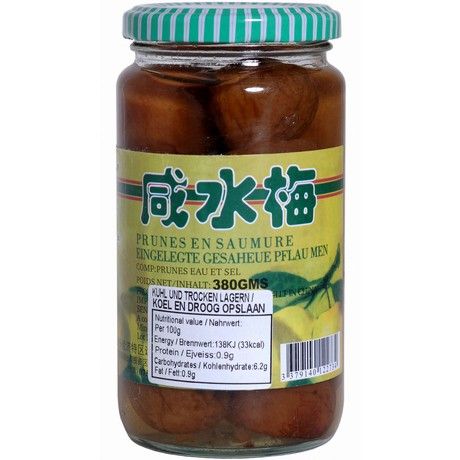 Authentische eingelegte Pflaumen im Glas, asiatische Lebensmittel Online-Shop.