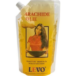 Asiatischer Lebensmittel Online-Shop, Erdnussöl in Pouch-Verpackung.