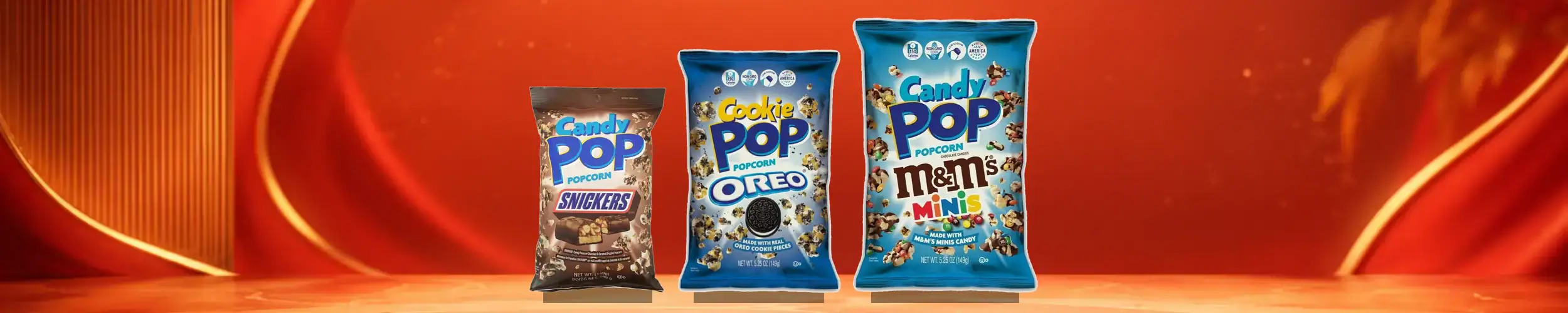 Asiatische Lebensmittel Online-Shop. Verschiedene Süßigkeiten und Snacks im Laden.