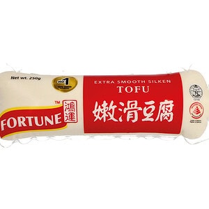 Asiatischer Tofu im Online-Shop, weiches und cremiges Produkt.