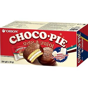 Asiatische Schoko-Pie mit Marshmallow-Füllung, Snack für Süßigkeitenliebhaber.