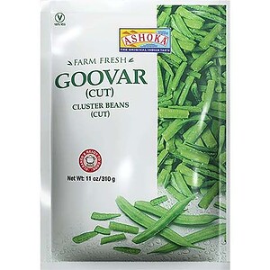 Asiatische Lebensmittel Online-Shop, frische grüne Goovar Bohnen im Beutel.