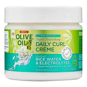 Asiatischer Lebensmittel Online-Shop, Olivenöl Creme mit Reiswasser und Elektrolyten.