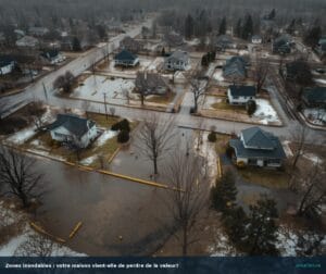 Carte des nouvelles zones inondables au Québec avec maison résidentielle en bordure de rivière