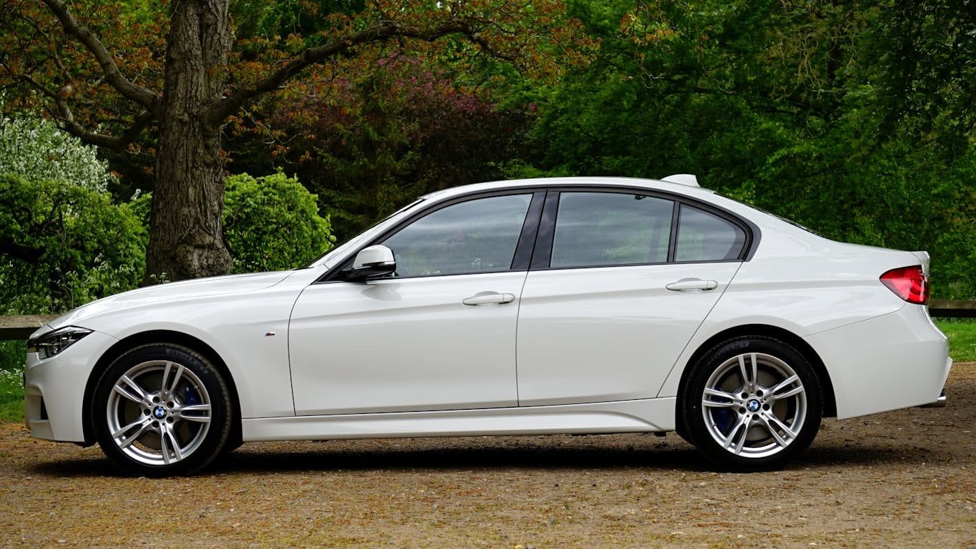 Jaguar voiture luxe — assurance auto Assur360