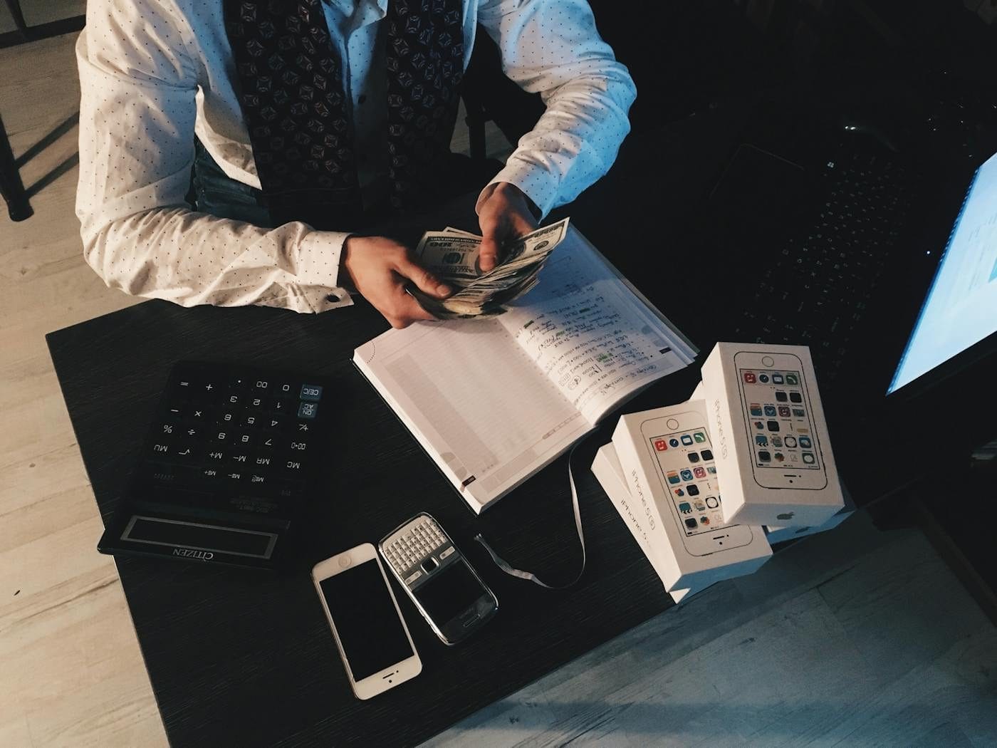 Bureau de comptables — assurance Assur360