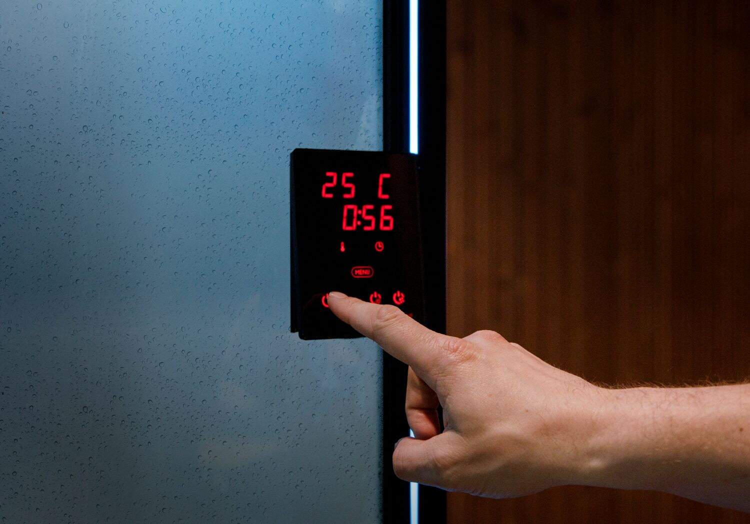 25 °C, attualmente nella piscina interrata con sistema di controllo della temperatura.