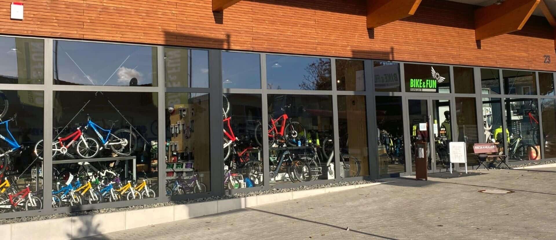 382
