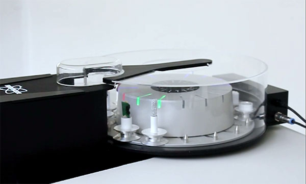 Micro-CT sample changers