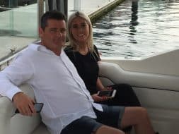 luxury boat hire melbourne