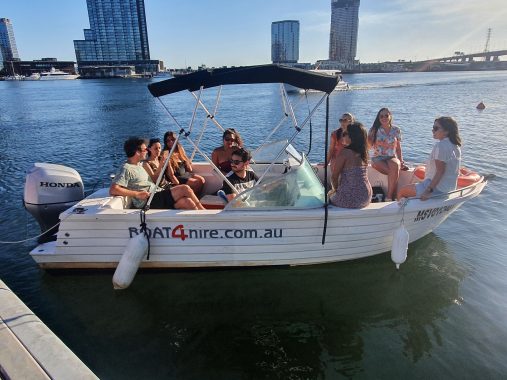 boat hire melbourne