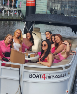 Party boat hire Melbourne on the Yarra River