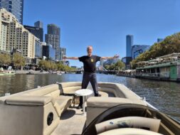 boat hire on the yarra river