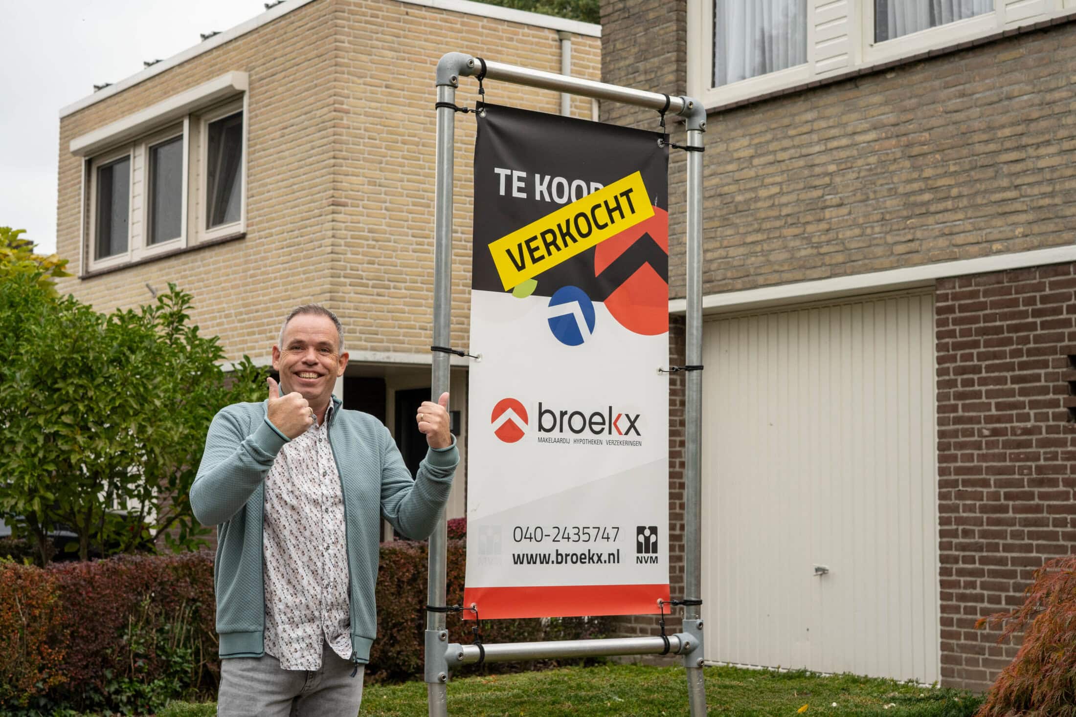 Een verkochtbord van Broekx Makelaardij